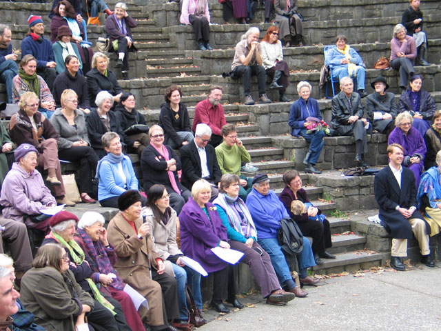 audience smiling at a recollection